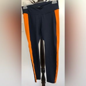 NWOT! Tory Burch Sport color-block 7/8 leggings. Size S. NWOT!